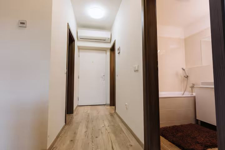 Na prenájom velký 2 izbový byt v proekte-TEHELNE POLE