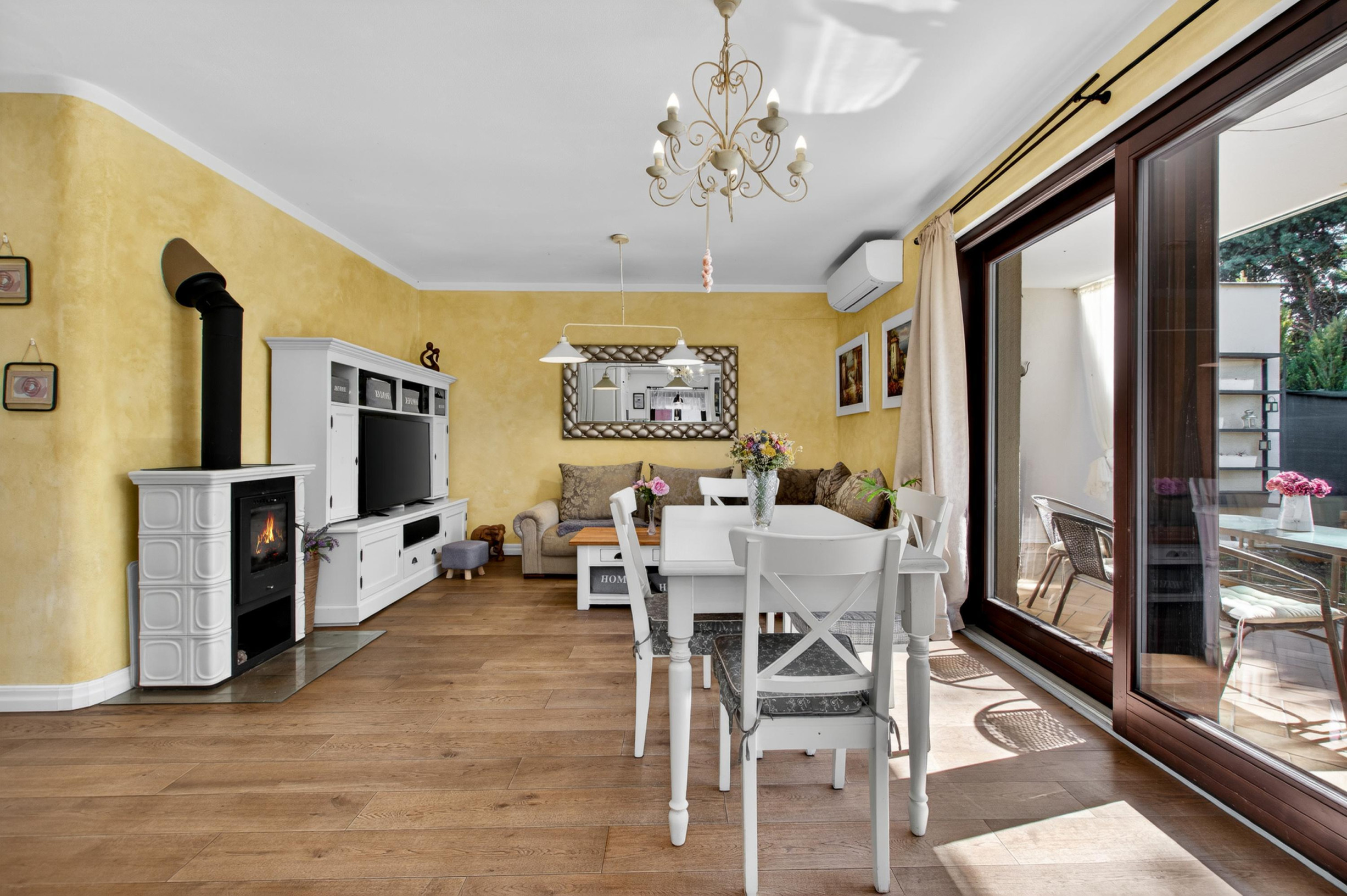 Štýlový rodinný dom vo vynikajúcej lokalite na predaj, Rovinka