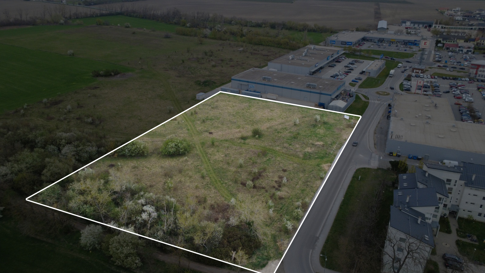 Na predaj investičný pozemok v Šamoríne s obrovským potenciálom