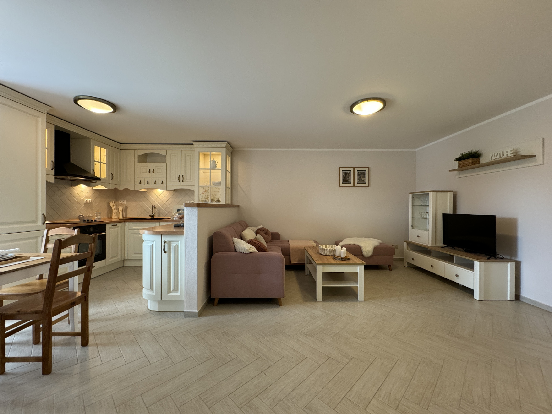 Na prenájom veľmi pekný 3-izbový byt, KNM