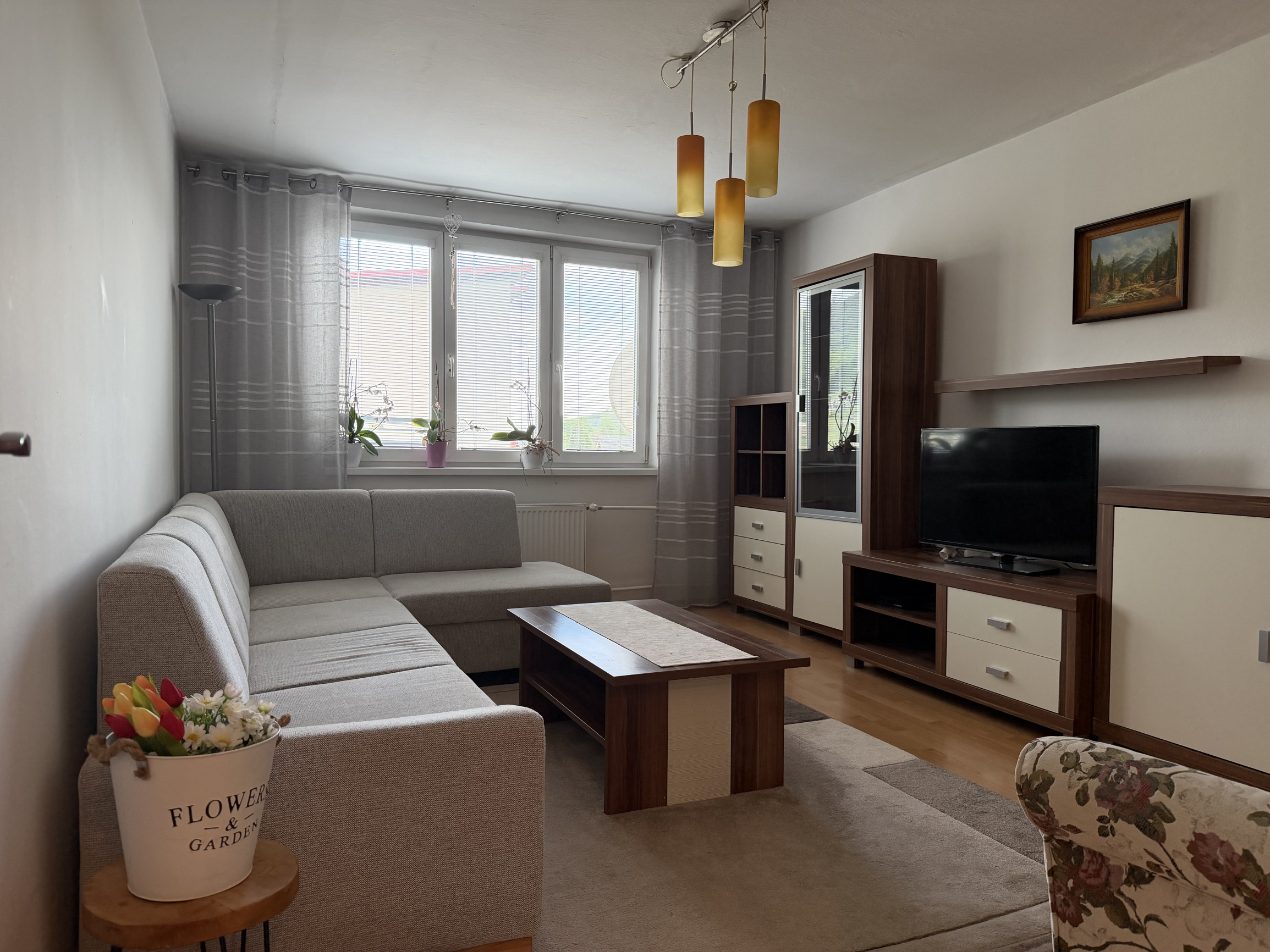 Na predaj 2,5-izbový byt s balkónom a záhradkou - Záriečie