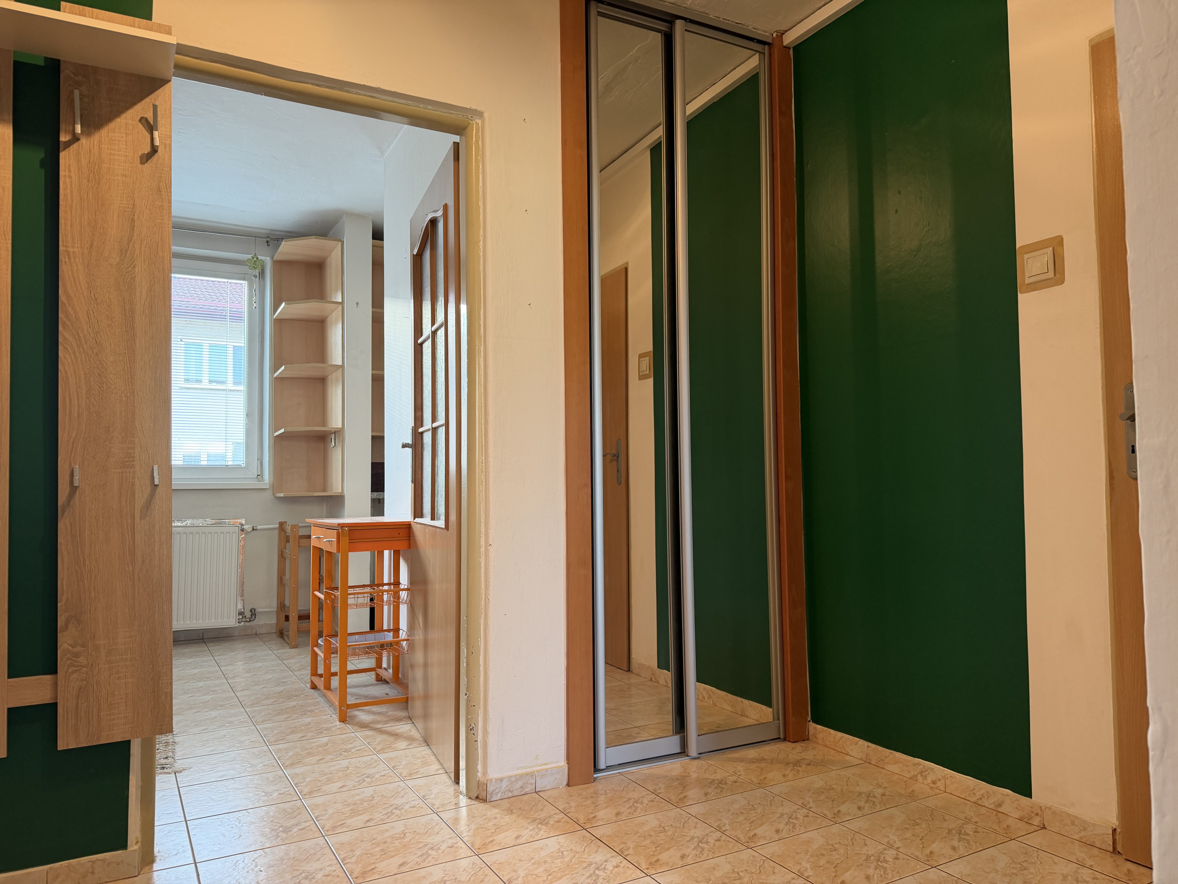 Na predaj 2,5-izbový byt s balkónom a záhradkou - Záriečie