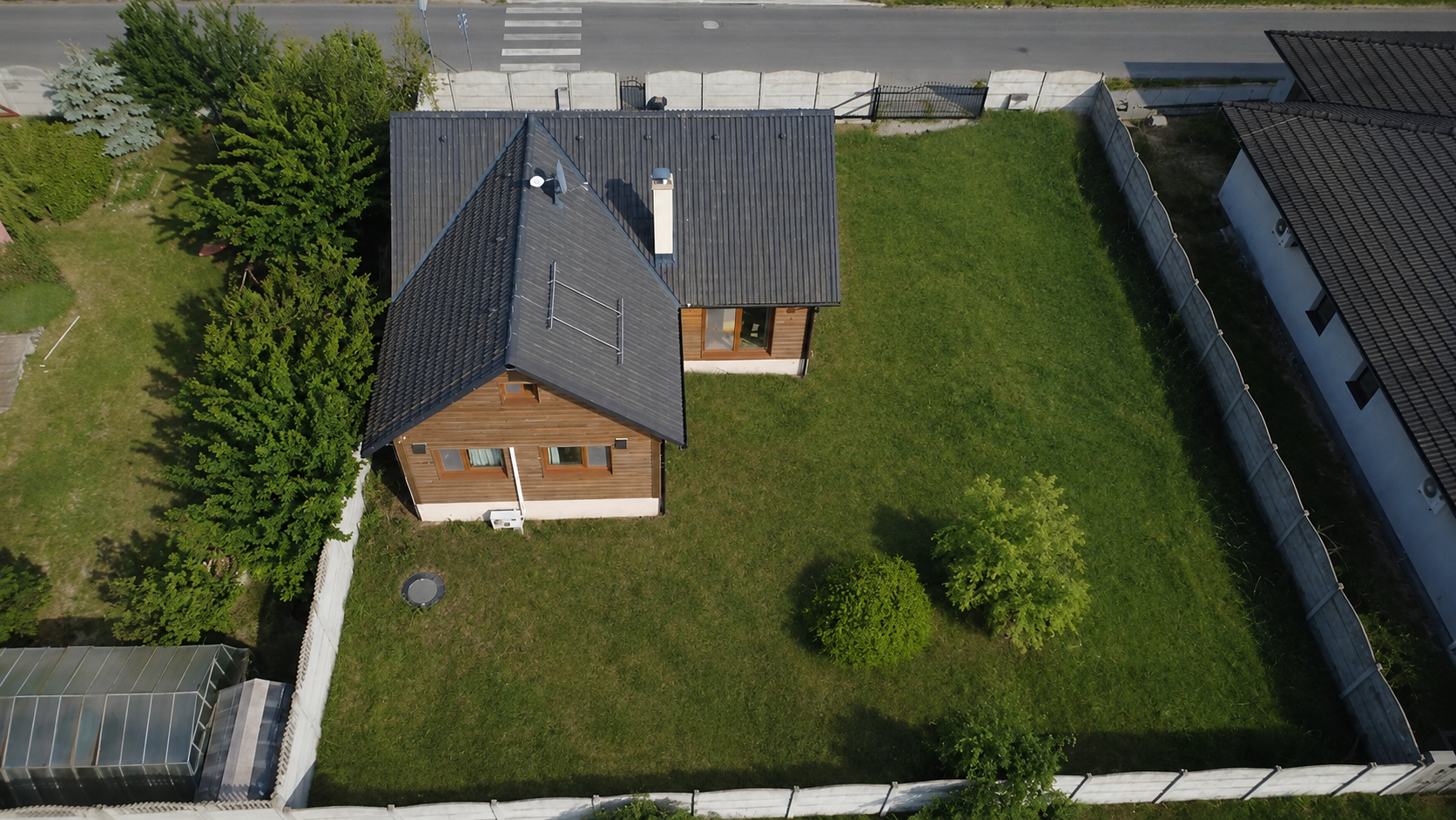 Na predaj 5-izbový dom s galériou a priestorom na podnikanie
