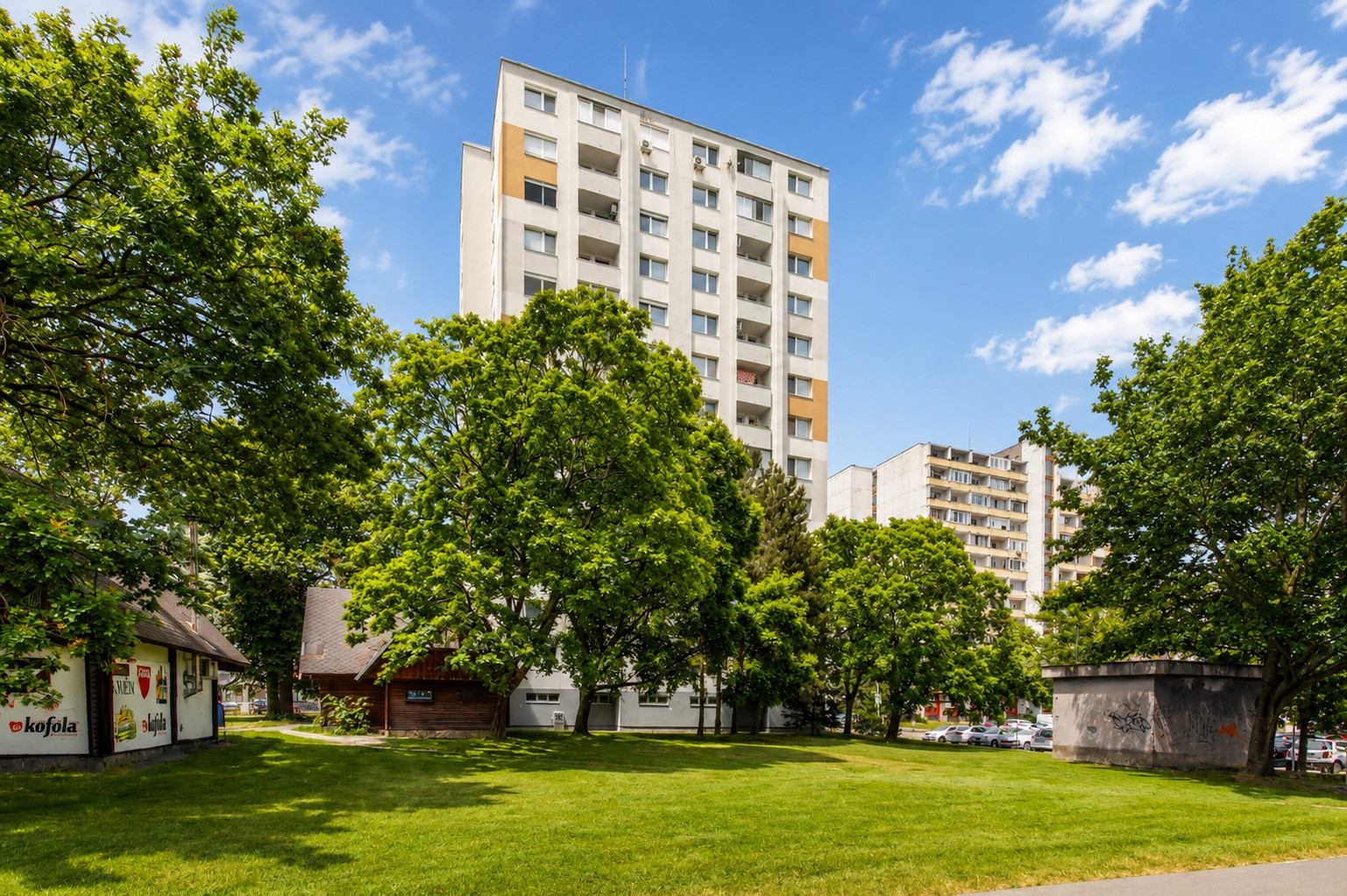 3-izbový byt pri Ekonomickej univerzite | výborná dispozícia | 69m2 | Ovsište - kde nerozhoduje stav bytu, ale lokalita
