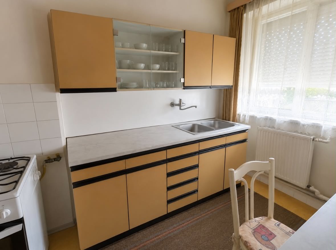 Na predaj 3 izbový tehlový byt v srdci mesta Komárna