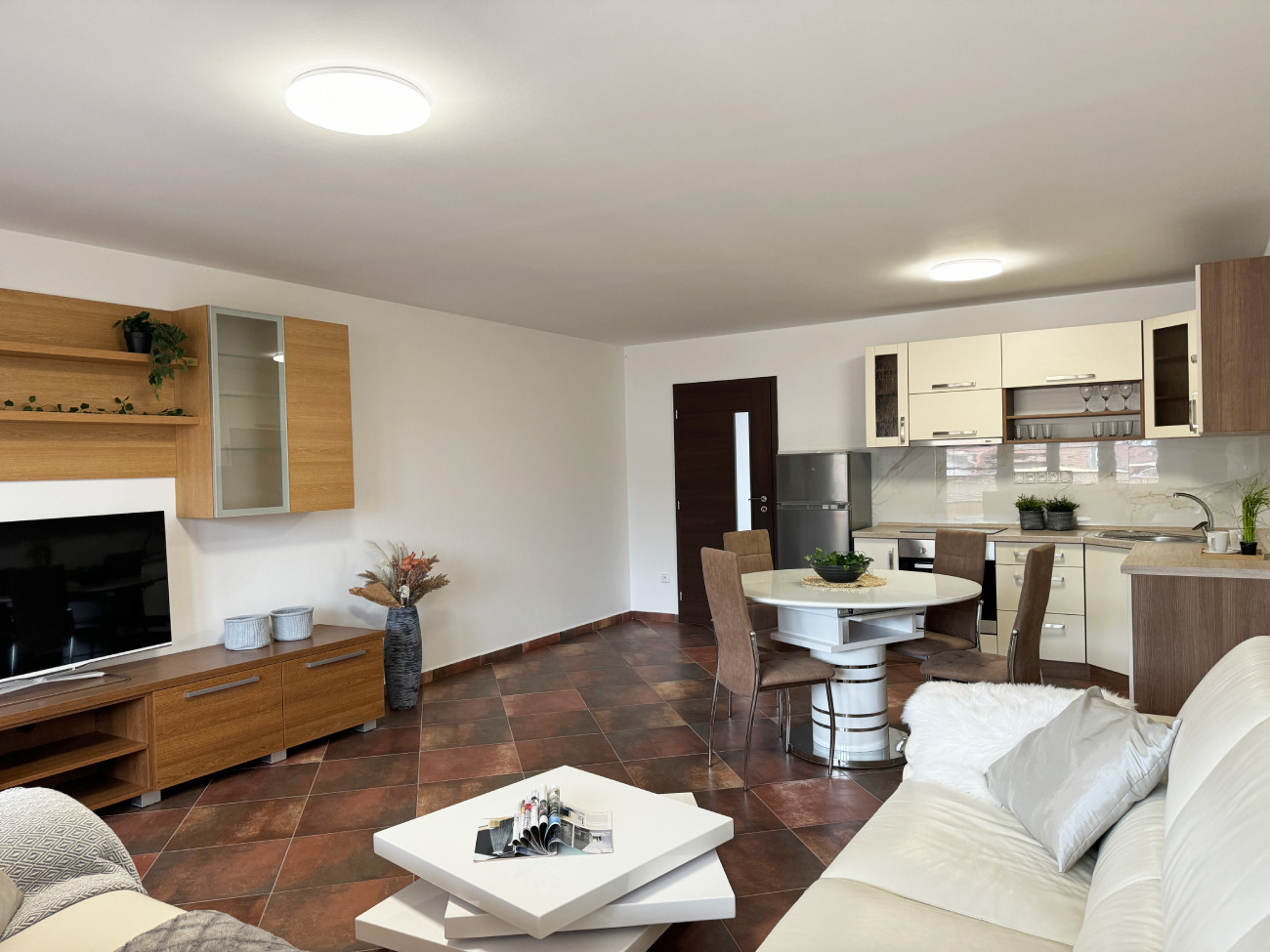 Na prenájom 3-izbový byt s balkónom Kysuckom Novom Meste