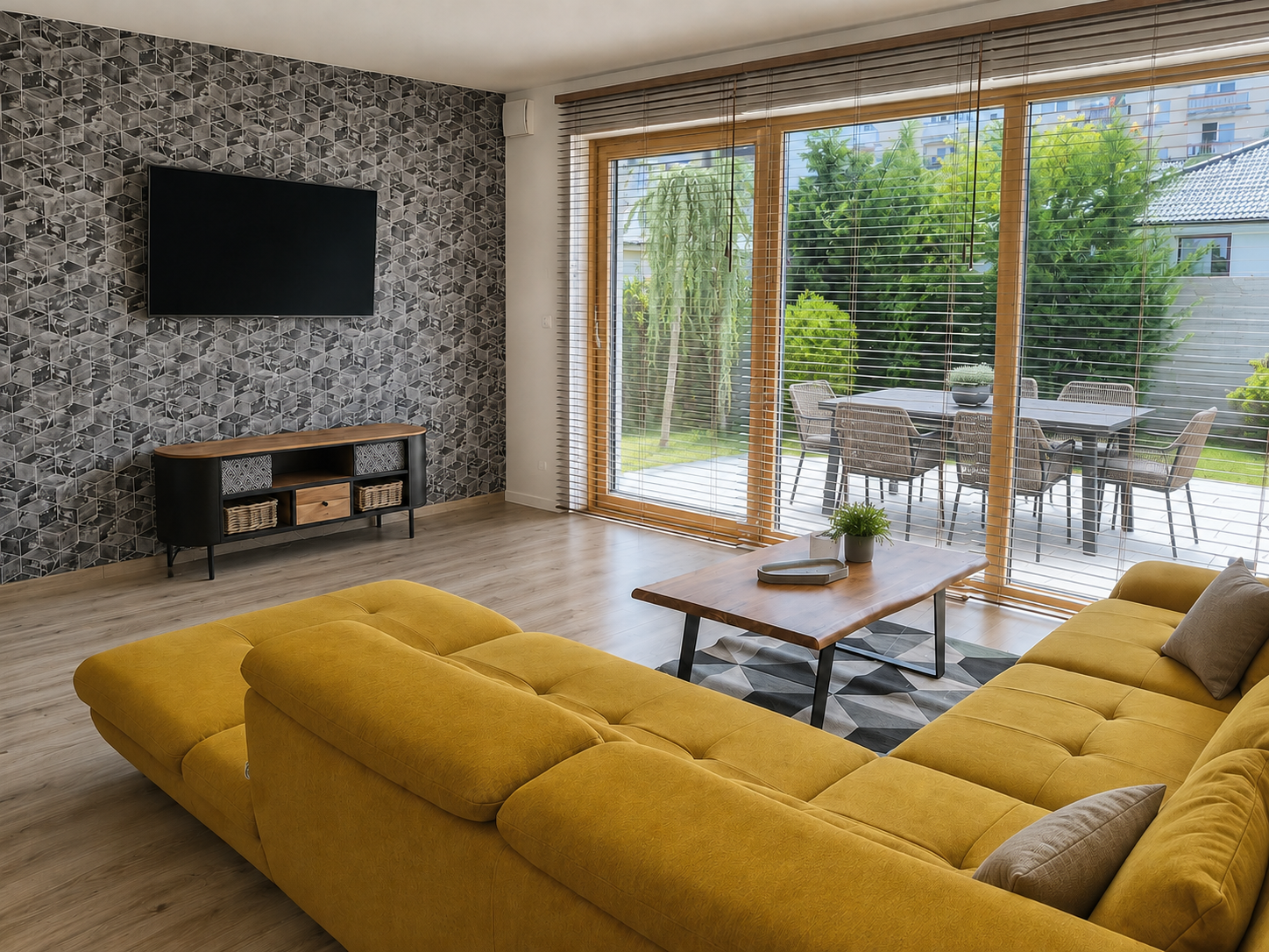 Na predaj výnimočný 3-izbový byt s 94 m² predzáhradkou, parkovaním a možnosťou dvoch garáží v Dunajskej Strede