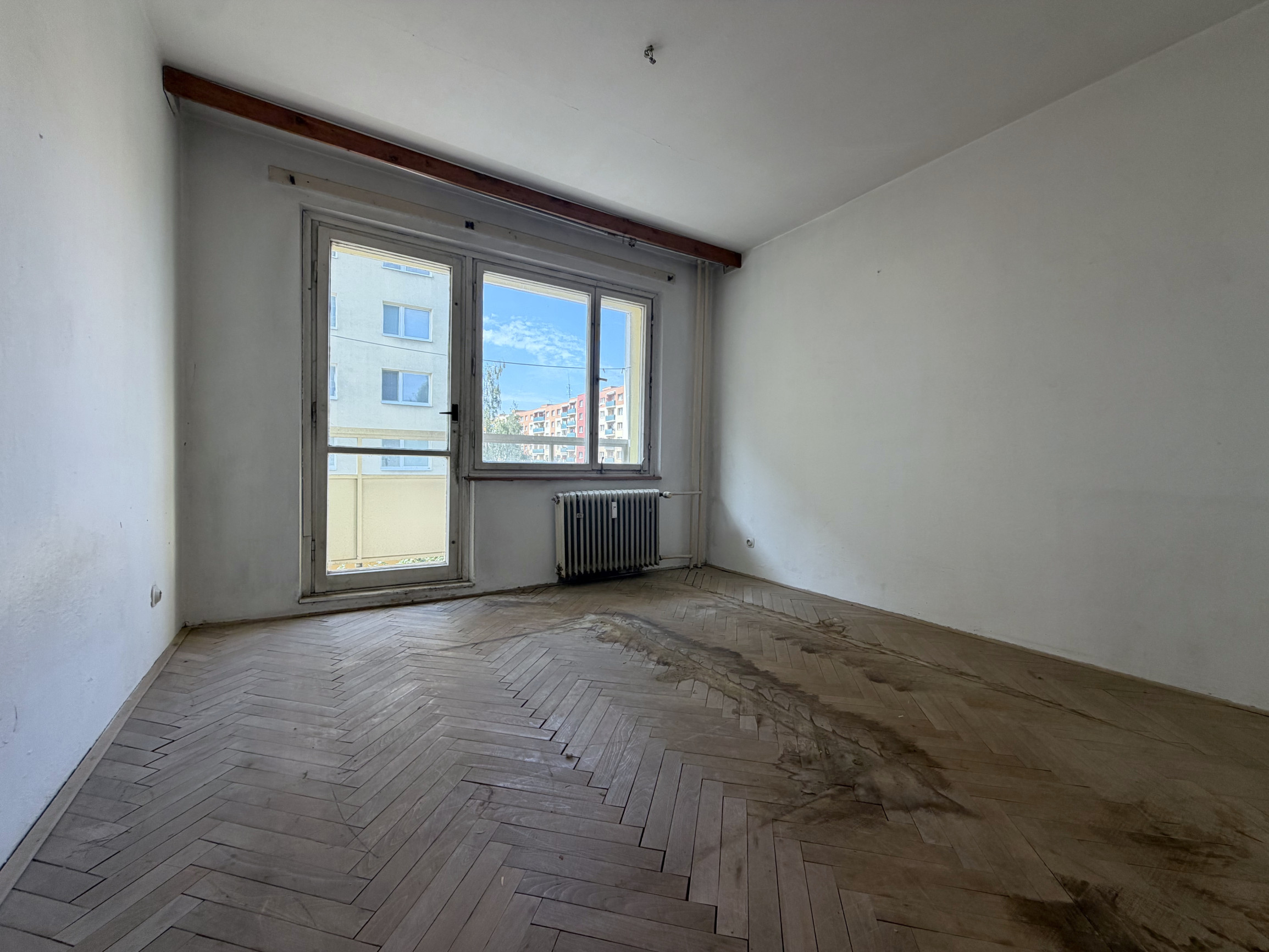 Na predaj 4-izbový byt s balkónom, ul. Zvolenská