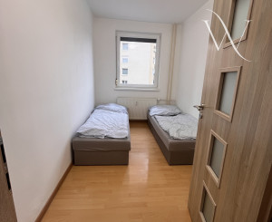 SENEC – NA PRENÁJOM 3 izbový byt priamo v centre mesta.
