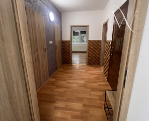 SENEC – NA PRENÁJOM 3 izbový byt priamo v centre mesta.