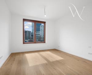 Na predaj krasný 3 izbový byt v centre mesta s dvoma parkovacími státiami