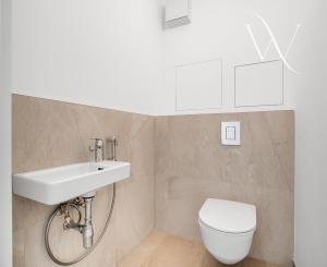 Na predaj krasný 3 izbový byt v centre mesta s dvoma parkovacími státiami