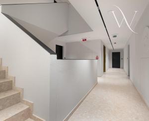 Na predaj krasný 3 izbový byt v centre mesta s dvoma parkovacími státiami