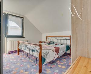 REZERVOVANÉ 5-izbový Rodinný Dom Na predaj - Trstice