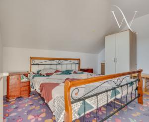 REZERVOVANÉ 5-izbový Rodinný Dom Na predaj - Trstice