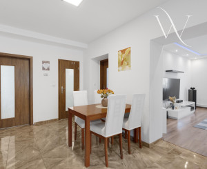 ZNÍŽENÁ CENA!!! SENEC – NA PREDAJ 2 samostatne stojace rodinné domy + podnikateľský priestor na 9,8 à pozemku