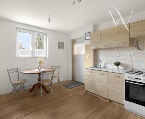 ZNÍŽENÁ CENA!!! SENEC – NA PREDAJ 2 samostatne stojace rodinné domy + podnikateľský priestor na 9,8 à pozemku