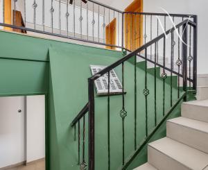 ZNÍŽENÁ CENA!!! SENEC – NA PREDAJ atraktívny, viacgeneračný 6 izbový rodinný dom s priestranným podnikateľským priestorom – polyfunkcia, v lukratívnej a vyhľadávanej časti mesta.