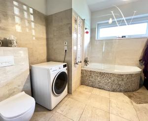 NA PRENÁJOM - krásny 4. izbový rodinný dom v Chorvátskom Grobe