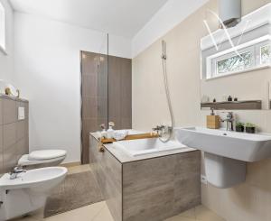 SENEC- NA PREDAJ 4.izb. RD, Slnečné jazerá JUH