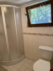 Nová nižšia cena!!! Wealth Group, s.r.o. ponúka exkluzívne na predaj rekreačnú chatu v obci Trávnica.