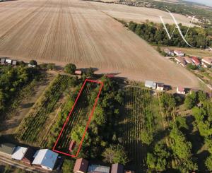 Nová nižšia cena!!! Wealth Group, s.r.o. ponúka exkluzívne na predaj rekreačnú chatu v obci Trávnica.