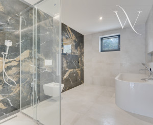 Na predaj 3 moderné nízkoenergetické rodinné domy v obci Valča