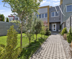 SENEC- NA PREDAJ 4.izb. rekreačná chata, Slnečné jazerá JUH