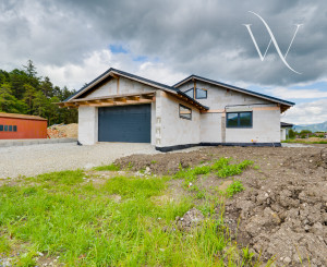 Na predaj 3 moderné nízkoenergetické rodinné domy v obci Valča