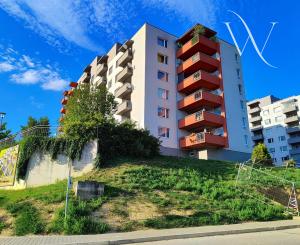 ,, Predané "  Wealth Group | ponúka štýlový 3-izbový byt v novostavbe, s terasou a parkovaním (Trenčín-Liptovská)