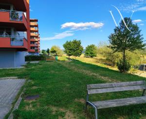 ,, Predané "  Wealth Group | ponúka štýlový 3-izbový byt v novostavbe, s terasou a parkovaním (Trenčín-Liptovská)