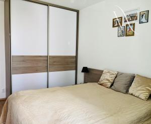 ,, Predané "  Wealth Group | ponúka štýlový 3-izbový byt v novostavbe, s terasou a parkovaním (Trenčín-Liptovská)