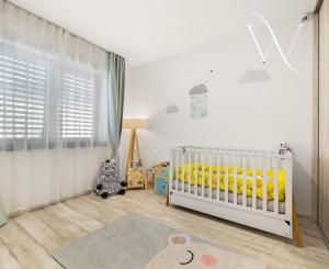 Senec (časť Malý Biel) - na predaj nadštandardný 4 izbový RD v tichej lokalite, s otvorenou galériou