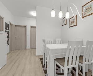 Slnečný 3-izbový byt s výhľadom na Karpaty v Slovenskom Grobe