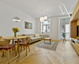 REZERVOVANÉ! Na PREDAJ: 3 izbový dizajnový byt (104 m2) s dušou v Starom Meste – Heydukova, Bratislava