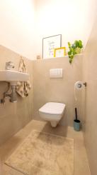 Šikovná investícia alebo budúci rodinný domov? Na PREDAJ 3-izbový byt, 82 m2, Kukučínova, Bratislava Nové Mesto, ponúka oboje!