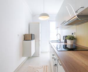 Šikovná investícia alebo budúci rodinný domov? Na PREDAJ 3-izbový byt, 82 m2, Kukučínova, Bratislava Nové Mesto, ponúka oboje!