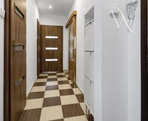 Priestranný 3-izbový byt v Senci na predaj, Kysucká ulica