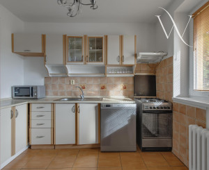 Na predaj 3-izbový rodinný dom s garážou v Kráľovej pri Senci