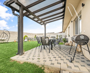 REZERVOVANÝ!!! Jelka, okr. GA – NA PREDAJ NOVOSTAVBA – nízko nákladový 3 izbový, tehlový rodinný dom