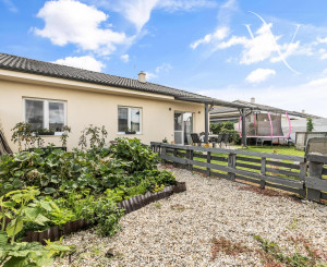 REZERVOVANÝ!!! Jelka, okr. GA – NA PREDAJ NOVOSTAVBA – nízko nákladový 3 izbový, tehlový rodinný dom