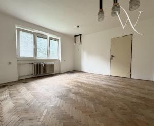 REZERVOVANÉ - Na predaj 3 izbový byt v tichej lokalite KNM