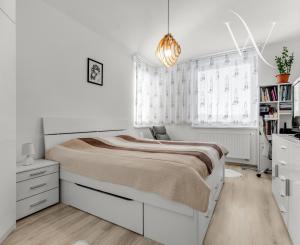 Slnečný 3-izbový byt s výhľadom na Karpaty v Slovenskom Grobe