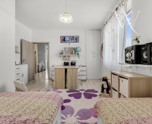 Slnečný 3-izbový byt s výhľadom na Karpaty v Slovenskom Grobe