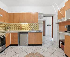 Na predaj 4 izbový rodinný dom v centre obce Tomášov