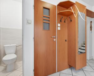 Na predaj 4 izbový rodinný dom v centre obce Tomášov