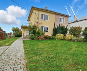 Na predaj 4 izbový rodinný dom v centre obce Tomášov