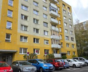 Na predaj 3 izbový byt Vlčince