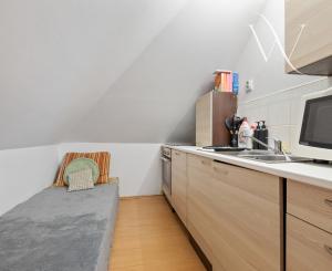 Na PREDAJ: úspešný Bufet na Pláži priamo pri jazere, Senecké jazerá Juh - podnikajte tam, kde iní chodia dovolenkovať