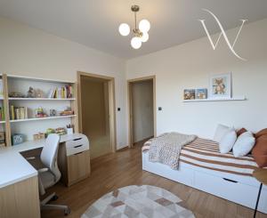 Na predaj 3 izbový byt Vlčince